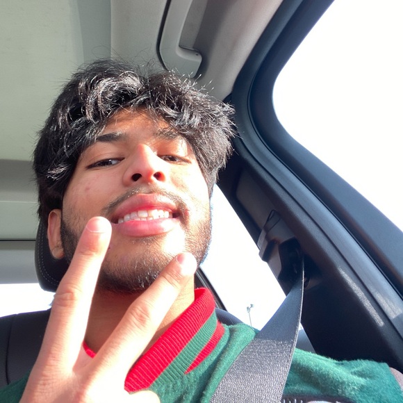 Meet your Posher, Aaron - Picture 1 of 1